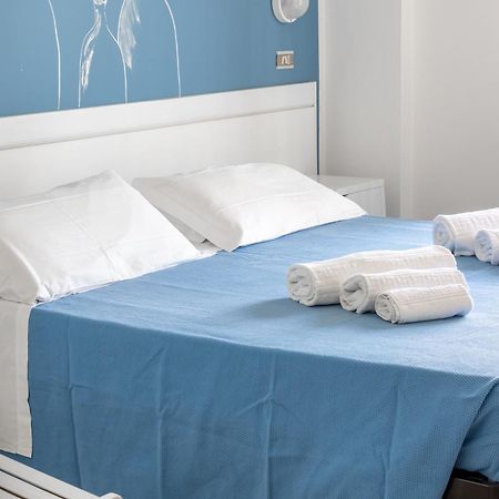 Hotel Villa Maris Римини Экстерьер фото